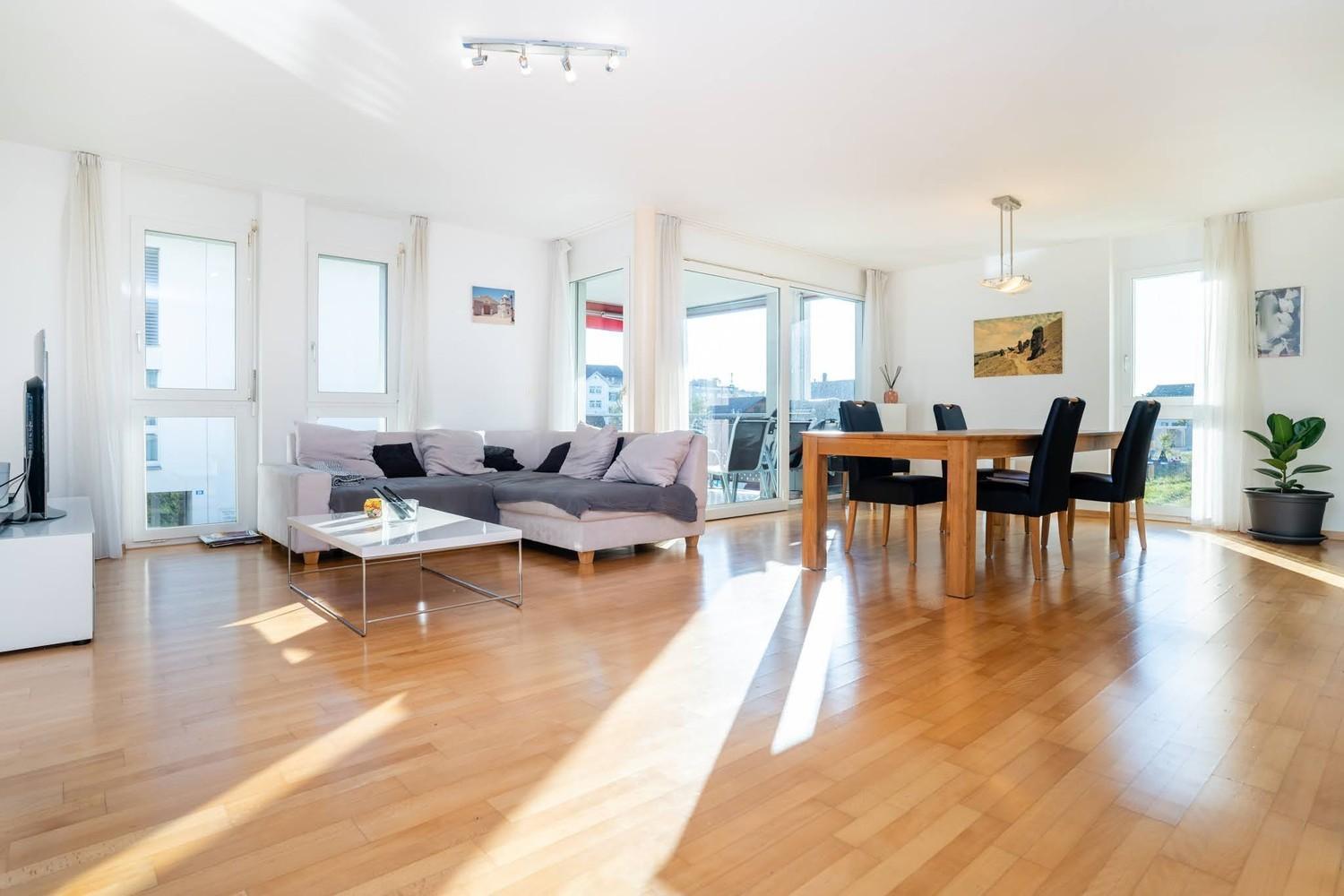 Vk - R - Zuerich Airport - Luxury - Home Stay - Raetschengaessli - Kloten Luaran gambar