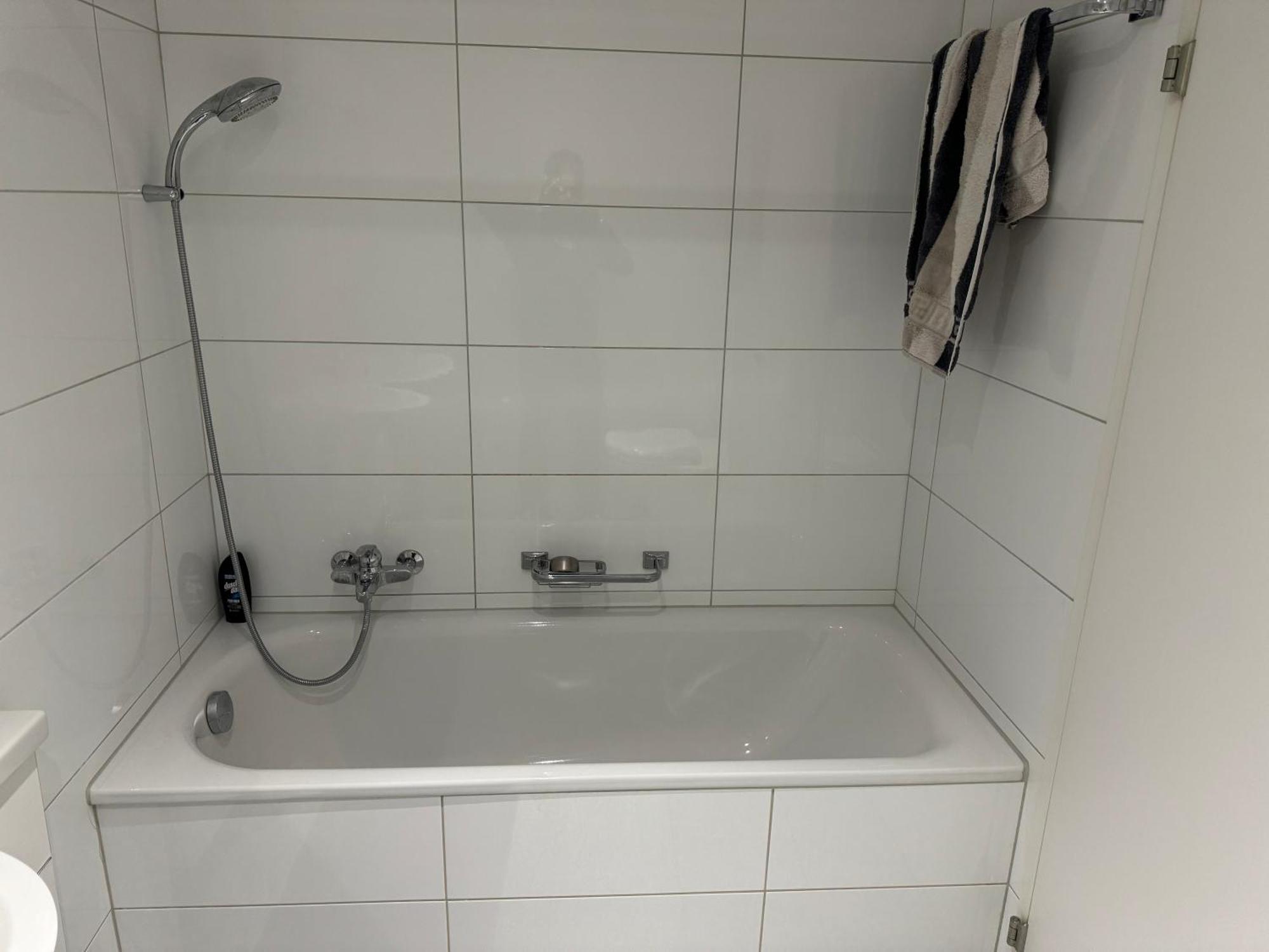 Vk - R - Zuerich Airport - Luxury - Home Stay - Raetschengaessli - Kloten Luaran gambar